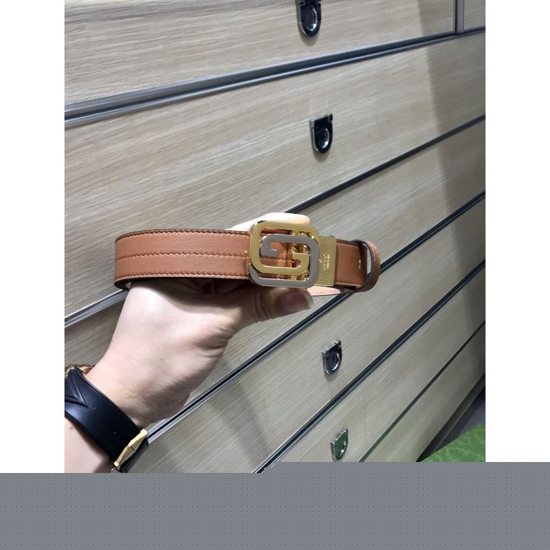 G*u*i belts